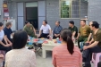 区人民医院党员看望慰问黄良福烈士家属