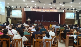 区人民医院常态化开展“以案四说”警示教育会