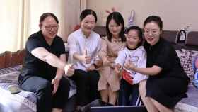 千里连线庆佳节 走访慰问送关爱！唐敏一行走访慰问援外医疗队员家属